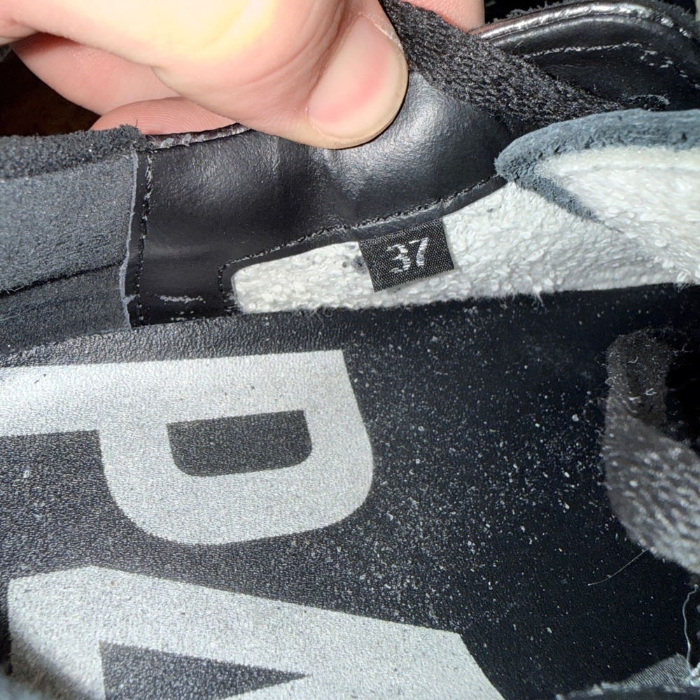 P448 John Maya Women Metallic Silver Black Glitter Sneakers F21JOHN-W 7 US 37 EU - Picture 8 of 9